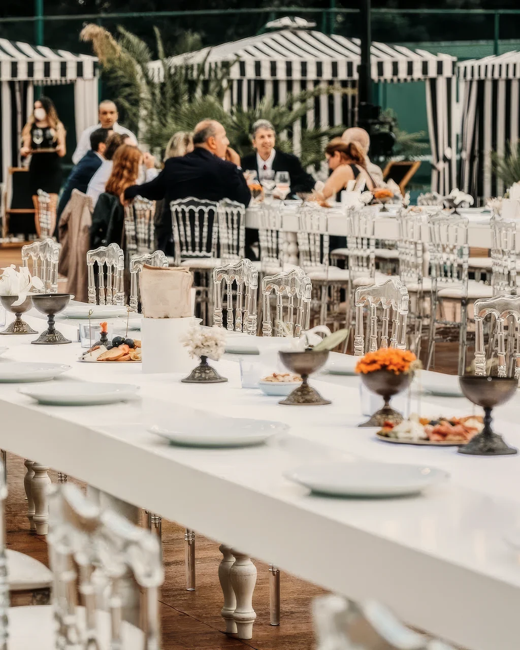The most elegant gatherings are the quietest ones.